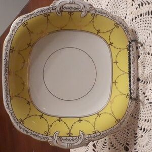 By Olde English Grosvenor China Serving Plate Jackson & Gosling, Longton England